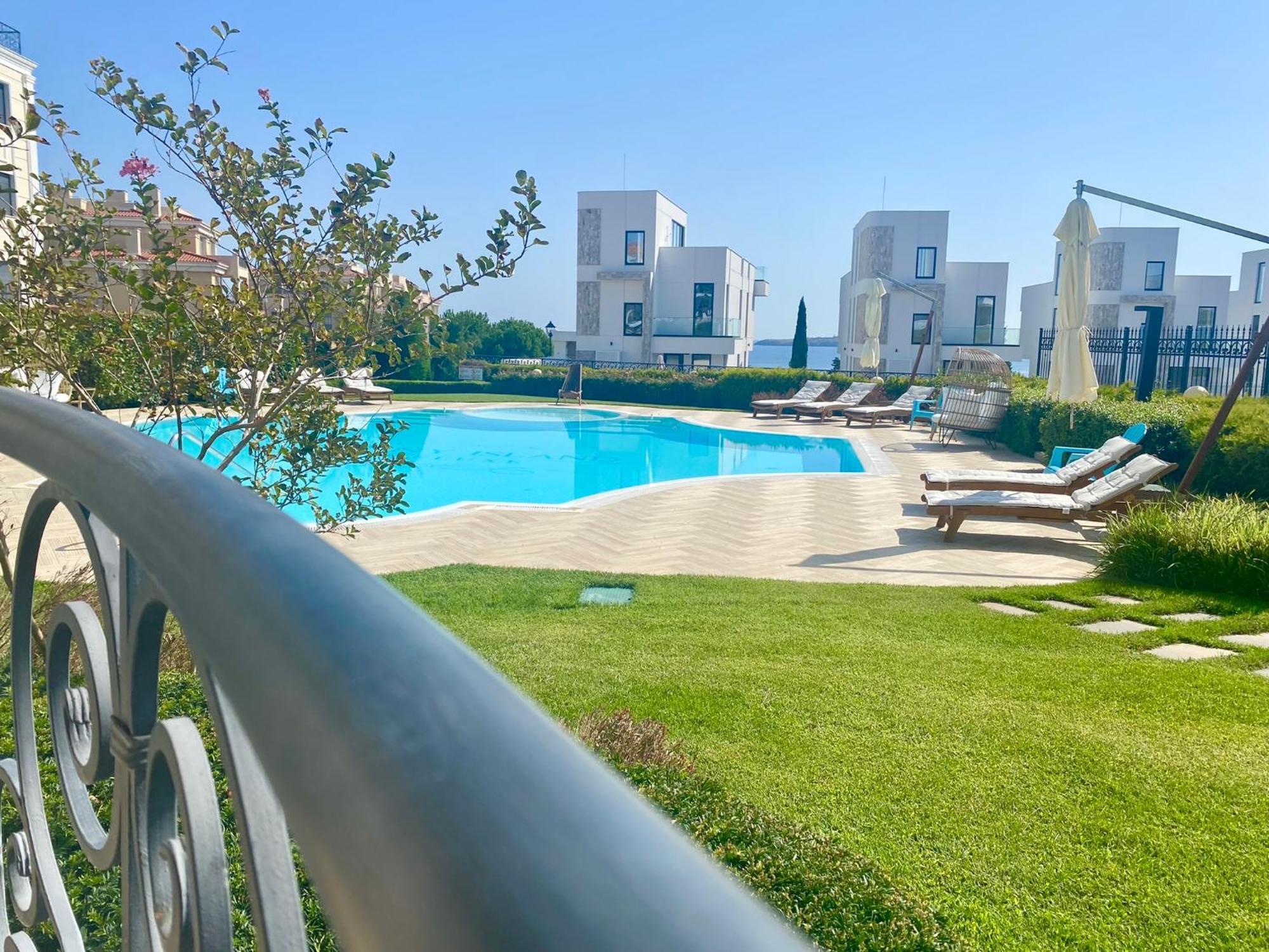 Apartments In Complex Sunny Island Deluxe Tschernomorez Exterior foto