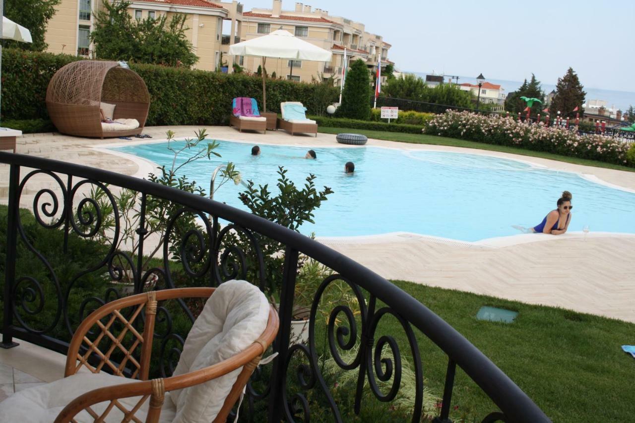 Apartments In Complex Sunny Island Deluxe Tschernomorez Exterior foto